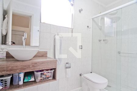 Casa à venda com 180m², 4 quartos e 2 vagasBanheiro 2