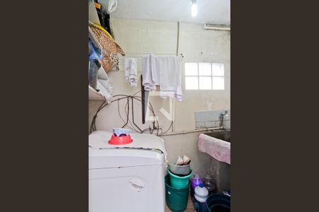 Casa à venda com 180m², 4 quartos e 2 vagasÁrea de Serviço