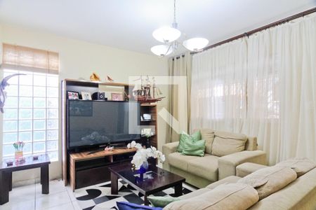 Sala de casa à venda com 4 quartos, 180m² em Jardim Santa Inês, São Paulo