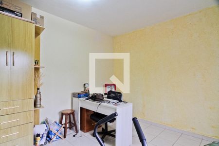 Quarto 2 de casa à venda com 4 quartos, 180m² em Jardim Santa Inês, São Paulo