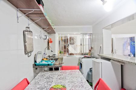 Casa à venda com 180m², 4 quartos e 2 vagasEdícula - cozinha