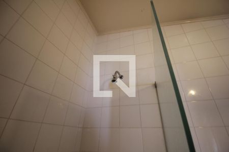 Casa à venda com 650m², 6 quartos e sem vagaChuveiro