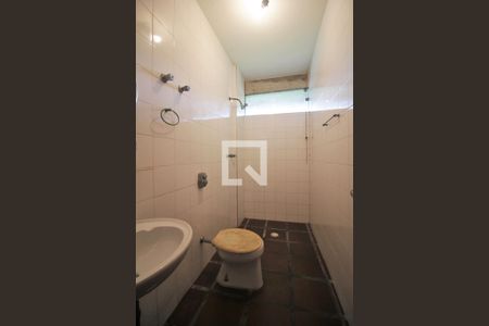 Casa à venda com 650m², 6 quartos e sem vagaBanheiro