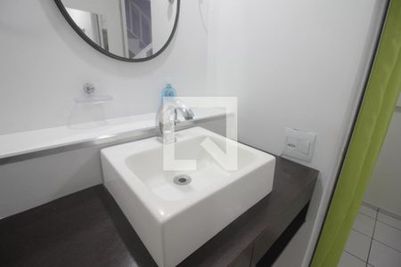 Pia de apartamento à venda com 1 quarto, 50m² em Vila Tramontano, São Paulo