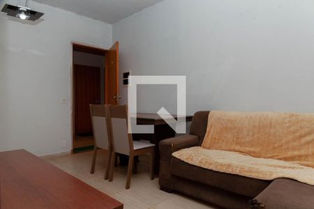 Sala de apartamento para alugar com 2 quartos, 60m² em Jardim Holanda, Uberlândia