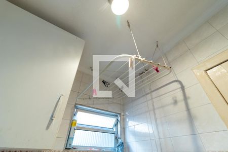 Casa à venda com 69m², 2 quartos e 1 vagaÁrea de Serviço