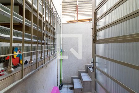 Casa à venda com 69m², 2 quartos e 1 vagaQuintal