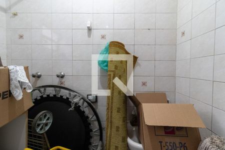 Casa à venda com 69m², 2 quartos e 1 vagaBanheiro de Serviço