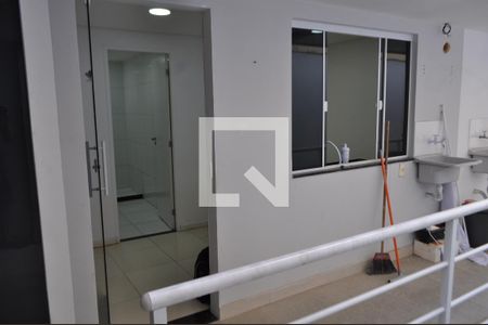 Studio para alugar com 30m², 1 quarto e sem vagaFrente do Kitnet Área comum Externa