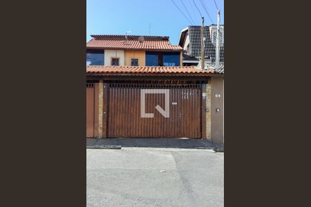 Casa à venda com 205m², 4 quartos e 3 vagasFachada