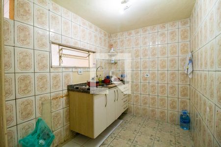 Cozinha  de casa de condomínio para alugar com 2 quartos, 70m² em Vila Monumento, São Paulo