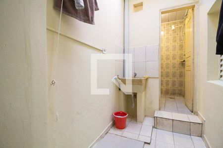 Lavanderia  de casa de condomínio para alugar com 2 quartos, 70m² em Vila Monumento, São Paulo