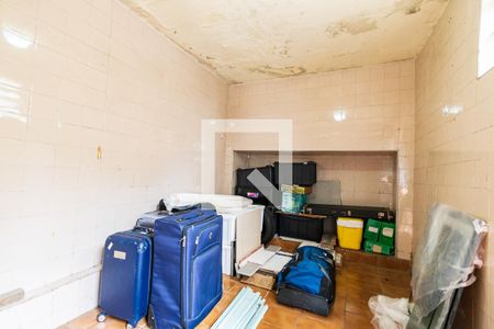 Garagem de casa à venda com 2 quartos, 160m² em Vila Guarani (z Sul), São Paulo