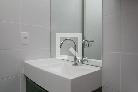 Apartamento para alugar com 38m², 2 quartos e sem vagaBanheiro 