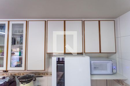 Casa à venda com 503m², 4 quartos e 4 vagas Casa à venda com 503m², 4 quartos e 4 vagasArmário da Cozinha