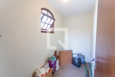 Casa à venda com 503m², 4 quartos e 4 vagas Casa à venda com 503m², 4 quartos e 4 vagasQuarto de Despejo