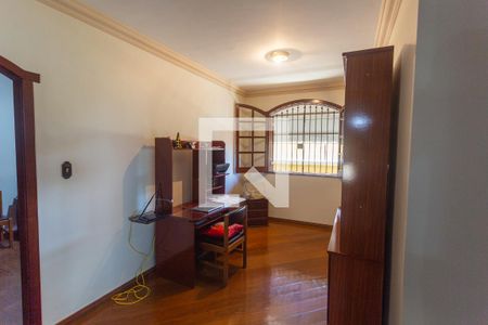 Casa à venda com 503m², 4 quartos e 4 vagas Casa à venda com 503m², 4 quartos e 4 vagasSala 3