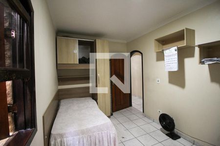 Casa à venda com 100m², 3 quartos e 2 vagasQuarto 2 - Suíte