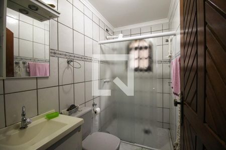 Casa à venda com 100m², 3 quartos e 2 vagasBanheiro da Suíte 3
