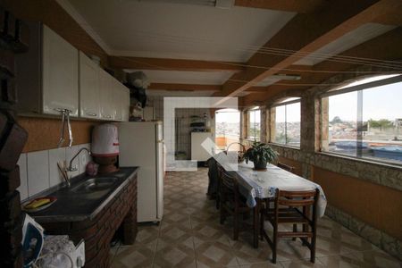 Casa à venda com 100m², 3 quartos e 2 vagasÁrea de Serviço