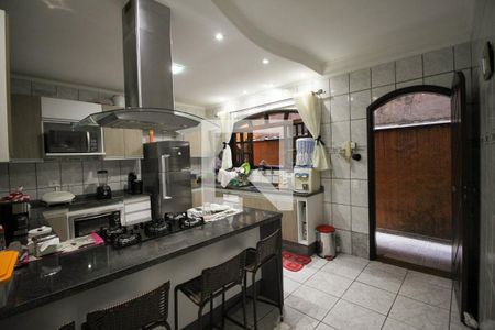 Casa à venda com 100m², 3 quartos e 2 vagasCozinha