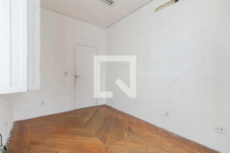 Casa para alugar com 750m², 6 quartos e 8 vagasDormitório 2