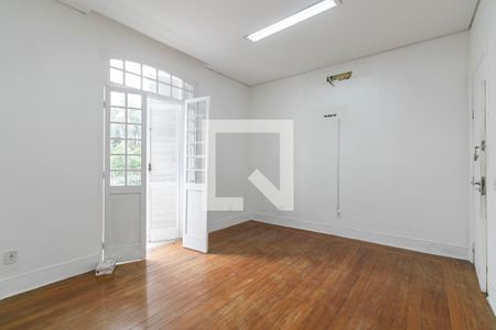 Casa para alugar com 750m², 6 quartos e 8 vagasDormitório 6