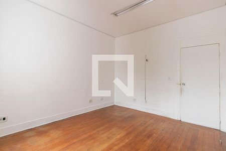 Casa para alugar com 750m², 6 quartos e 8 vagasDormitório 5