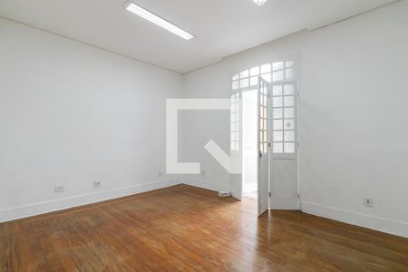 Casa para alugar com 750m², 6 quartos e 8 vagasDormitório 6