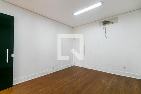 Casa para alugar com 750m², 6 quartos e 8 vagasDormitório 3