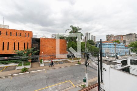Casa para alugar com 750m², 6 quartos e 8 vagasDormitório 6 - Varanda