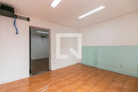 Casa para alugar com 750m², 6 quartos e 8 vagasDormitório 4