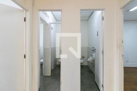 Casa para alugar com 750m², 6 quartos e 8 vagasCorredor