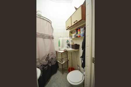 Apartamento à venda com 260m², 4 quartos e 1 vagaBanheiro de Serviço