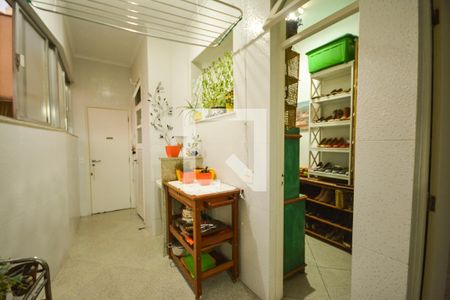 Apartamento à venda com 260m², 4 quartos e 1 vagaÁrea de Serviço