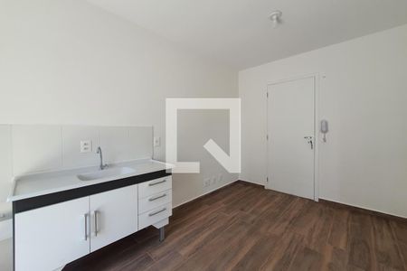 Sala/cozinha de apartamento para alugar com 2 quartos, 40m² em Vila Moinho Velho, São Paulo
