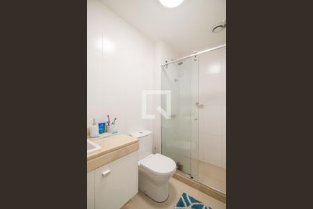 Apartamento à venda com 134m², 3 quartos e 2 vagasBanheiro da Suíte