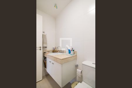 Apartamento à venda com 134m², 3 quartos e 2 vagasBanheiro da Suíte