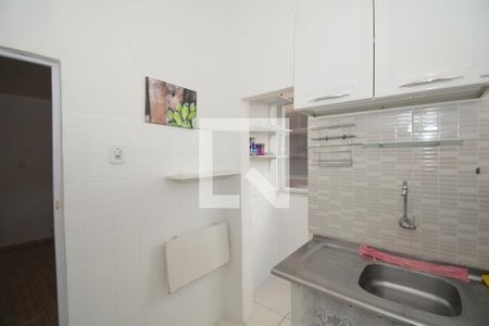 Apartamento para alugar com 60m², 2 quartos e sem vagaCozinha e Área de Serviço