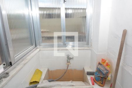 Apartamento para alugar com 60m², 2 quartos e sem vagaCozinha e Área de Serviço