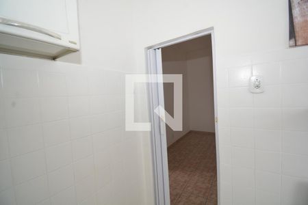 Apartamento para alugar com 60m², 2 quartos e sem vagaCozinha e Área de Serviço