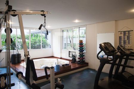 Studio para alugar com 30m², 1 quarto e 1 vaga Studio para alugar com 30m², 1 quarto e 1 vagaÁrea comum - Academia