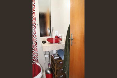 Casa à venda com 197m², 3 quartos e 2 vagasBanheiro do Quarto 1