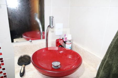 Casa à venda com 197m², 3 quartos e 2 vagasBanheiro do Quarto 1