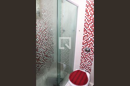 Casa à venda com 197m², 3 quartos e 2 vagasBanheiro do Quarto 1