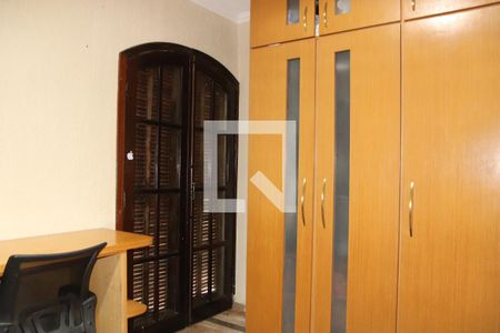 Casa à venda com 197m², 3 quartos e 2 vagasQuarto 3