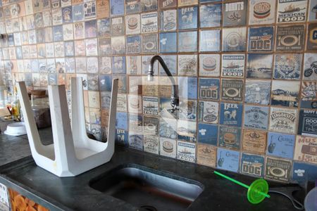 Casa à venda com 197m², 3 quartos e 2 vagasSalão