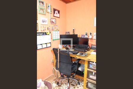 Casa à venda com 197m², 3 quartos e 2 vagasQuarto de Serviço