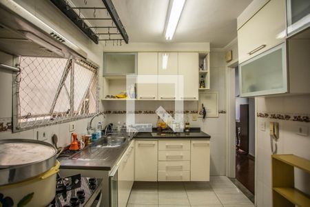 Apartamento à venda com 55m², 2 quartos e 1 vagaCozinha - Armários