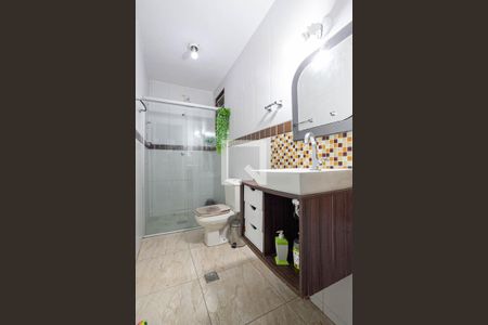 Apartamento para alugar com 70m², 3 quartos e sem vaga Apartamento para alugar com 70m², 3 quartos e sem vagaBanheiro social